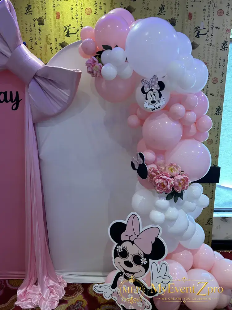 Minnie Mouse Themed 100th Day Celebration Balloon & Backdrop Setup