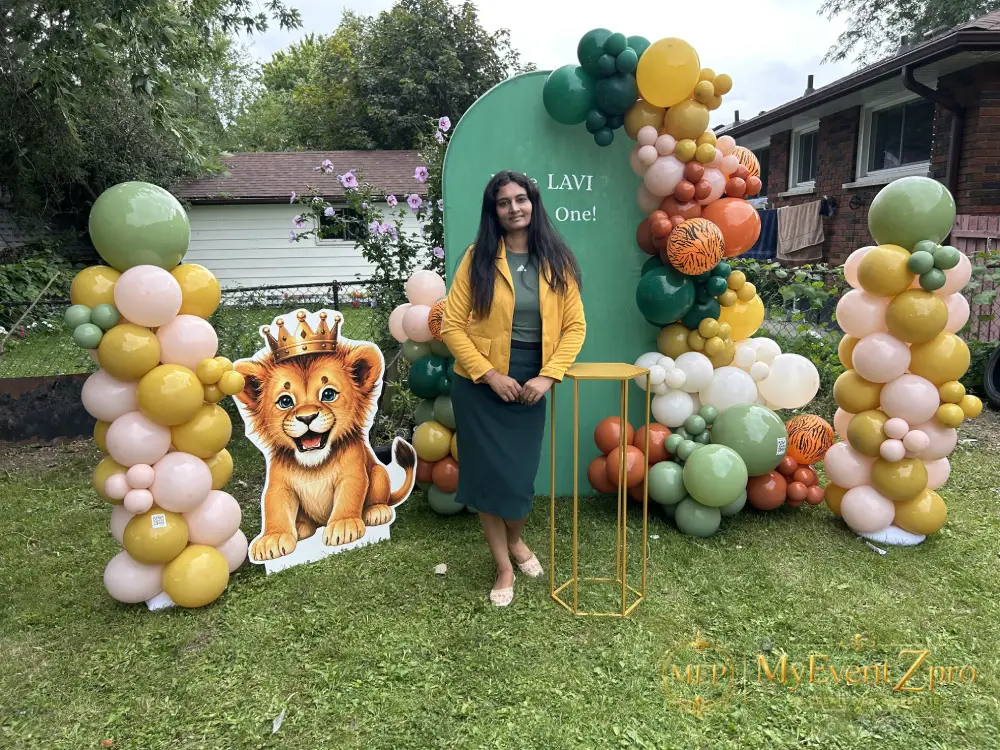 Wild One Jungle King 1st Birthday Balloon & Backdrop Setup